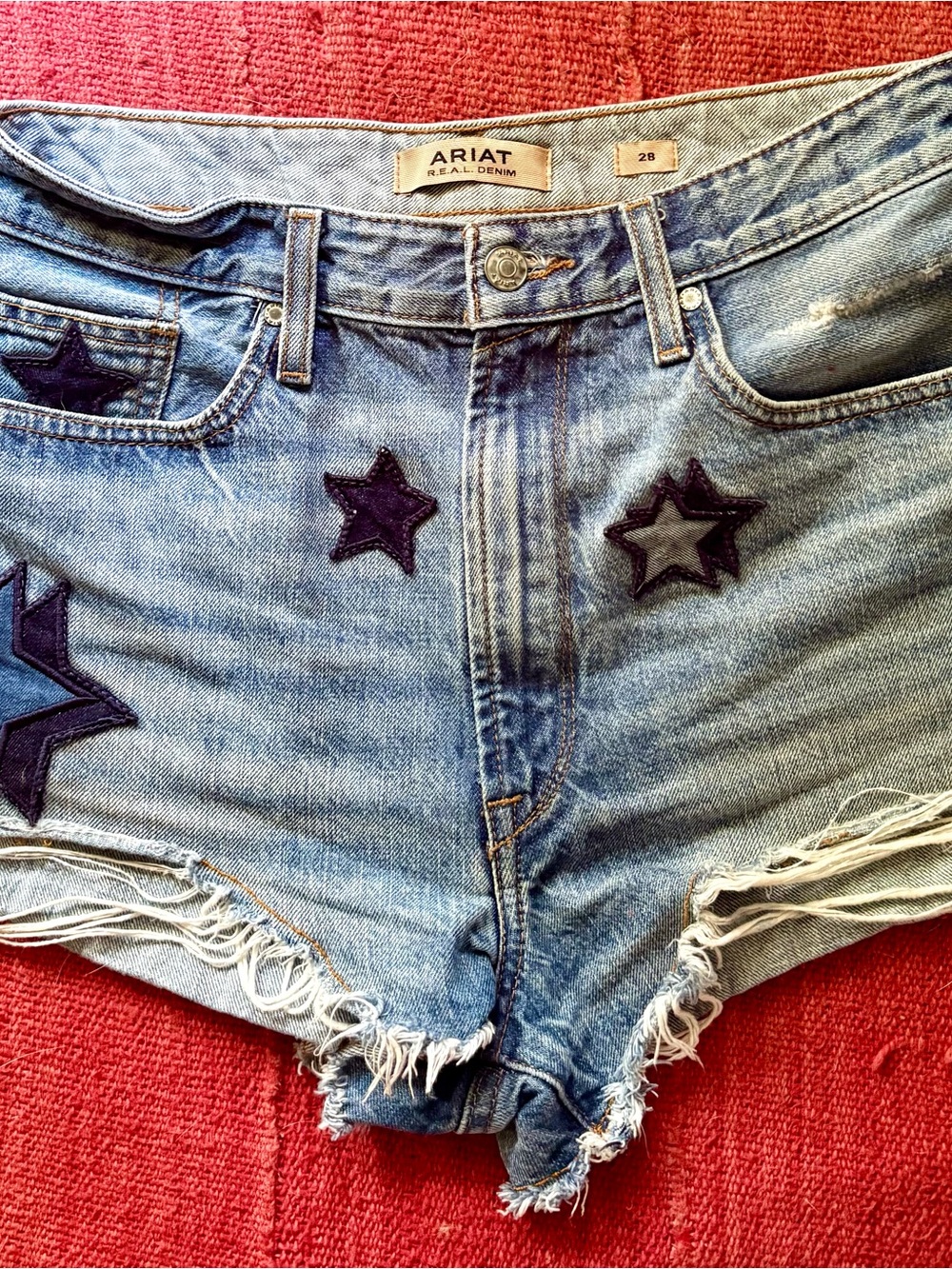 Ariat Women’s Americana Denim Star Applique Cutoff Shorts Size 28